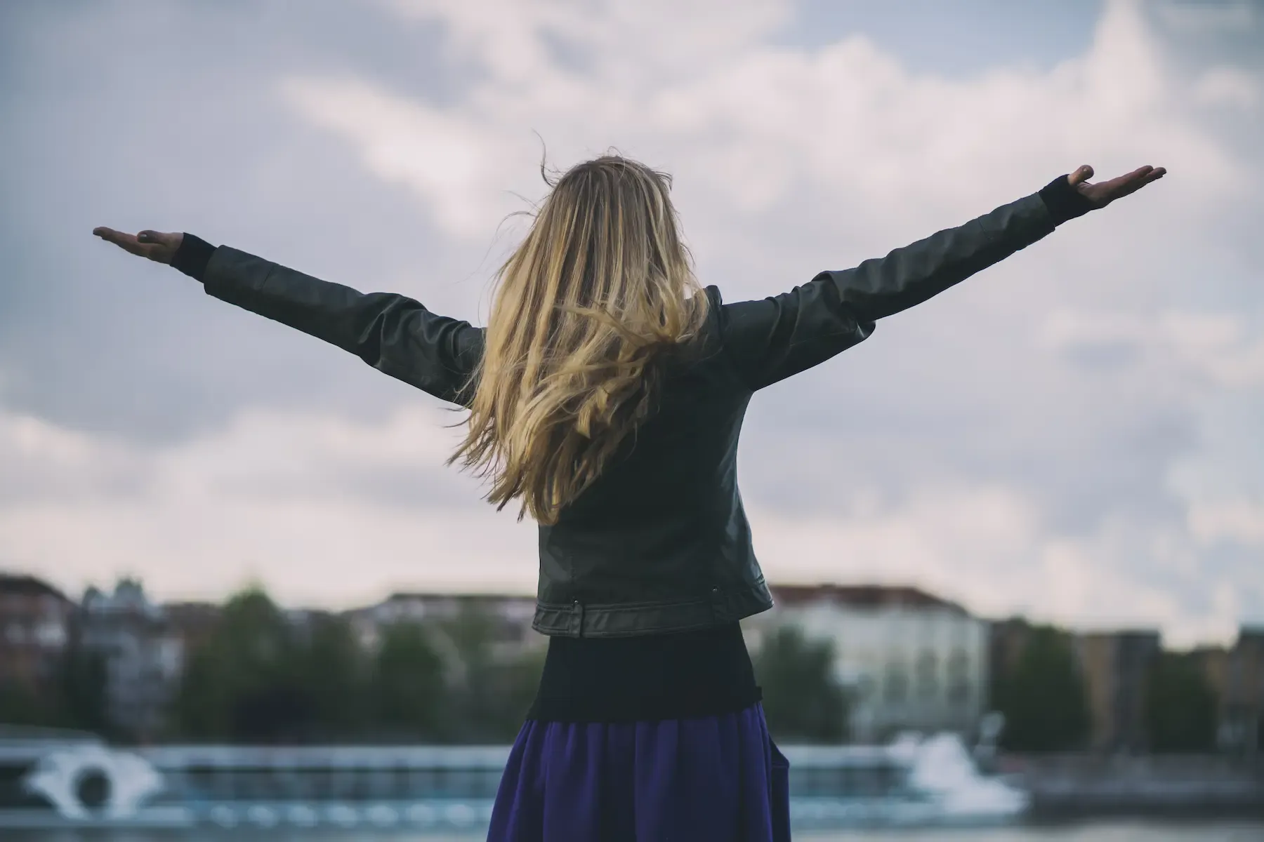 Visualizza la Tua Esperienza Senza Pensieri